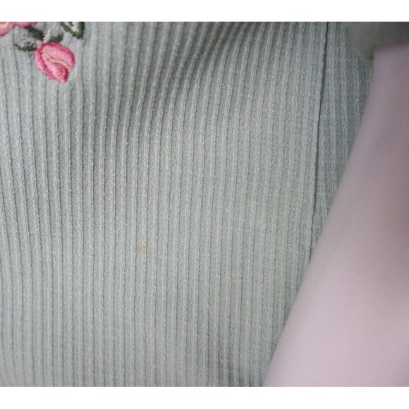 RENEE M SPORT - WOMEN'S GREEN SHORT SLEEVE APPLIQUE PATCHWORK T-SHIRT - SIZE PS - Picture 6 of 8